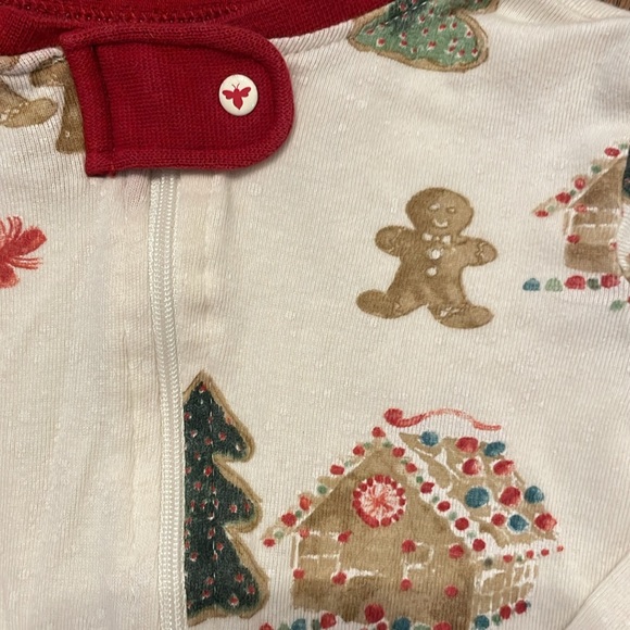 Burt’s bees Christmas pjs - Picture 2 of 4